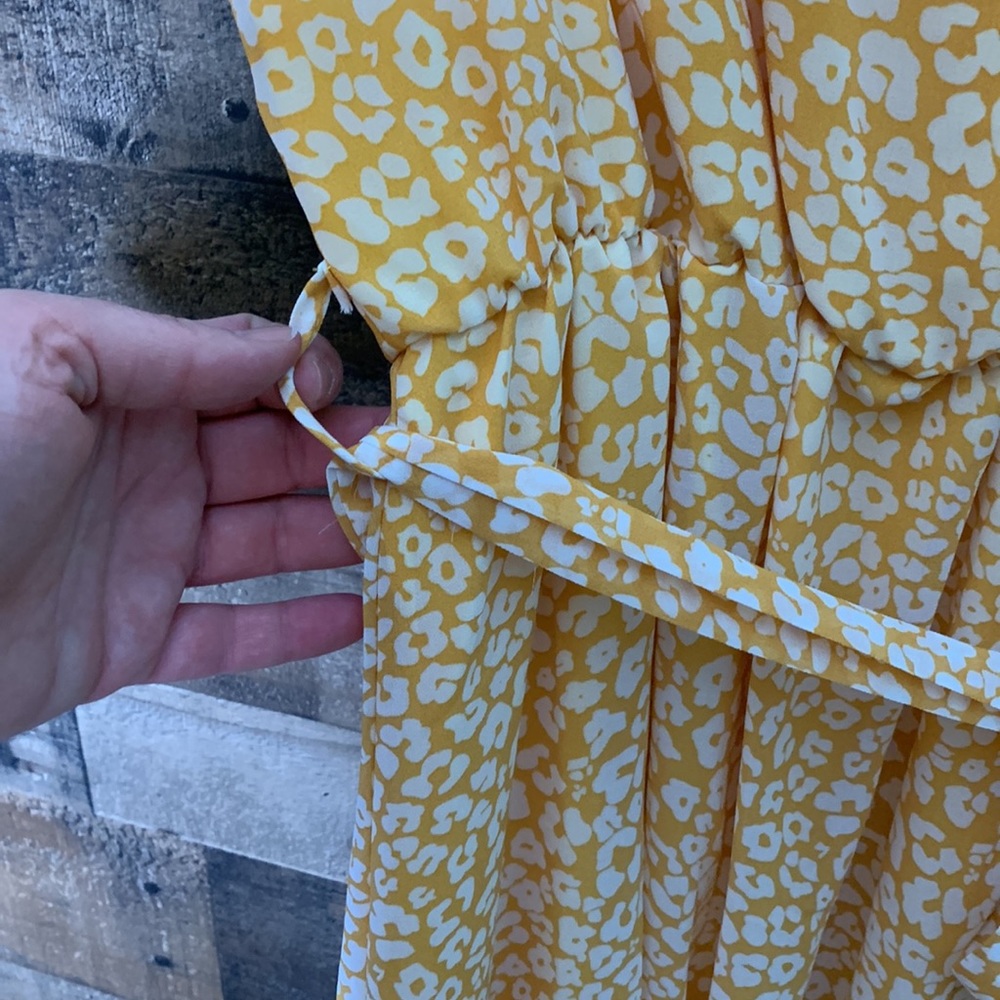 ❌SOLD❌NWT Graceasy Midi Dress with Belt - Picture 6 of 9